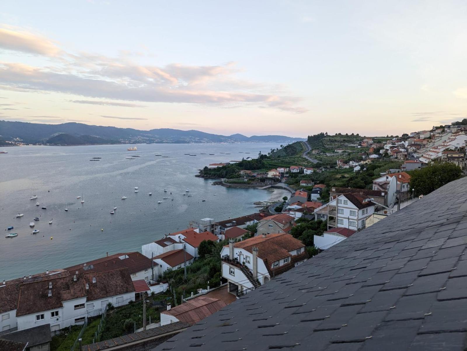 Atico Con Vistas En Raxo Daire Dış mekan fotoğraf