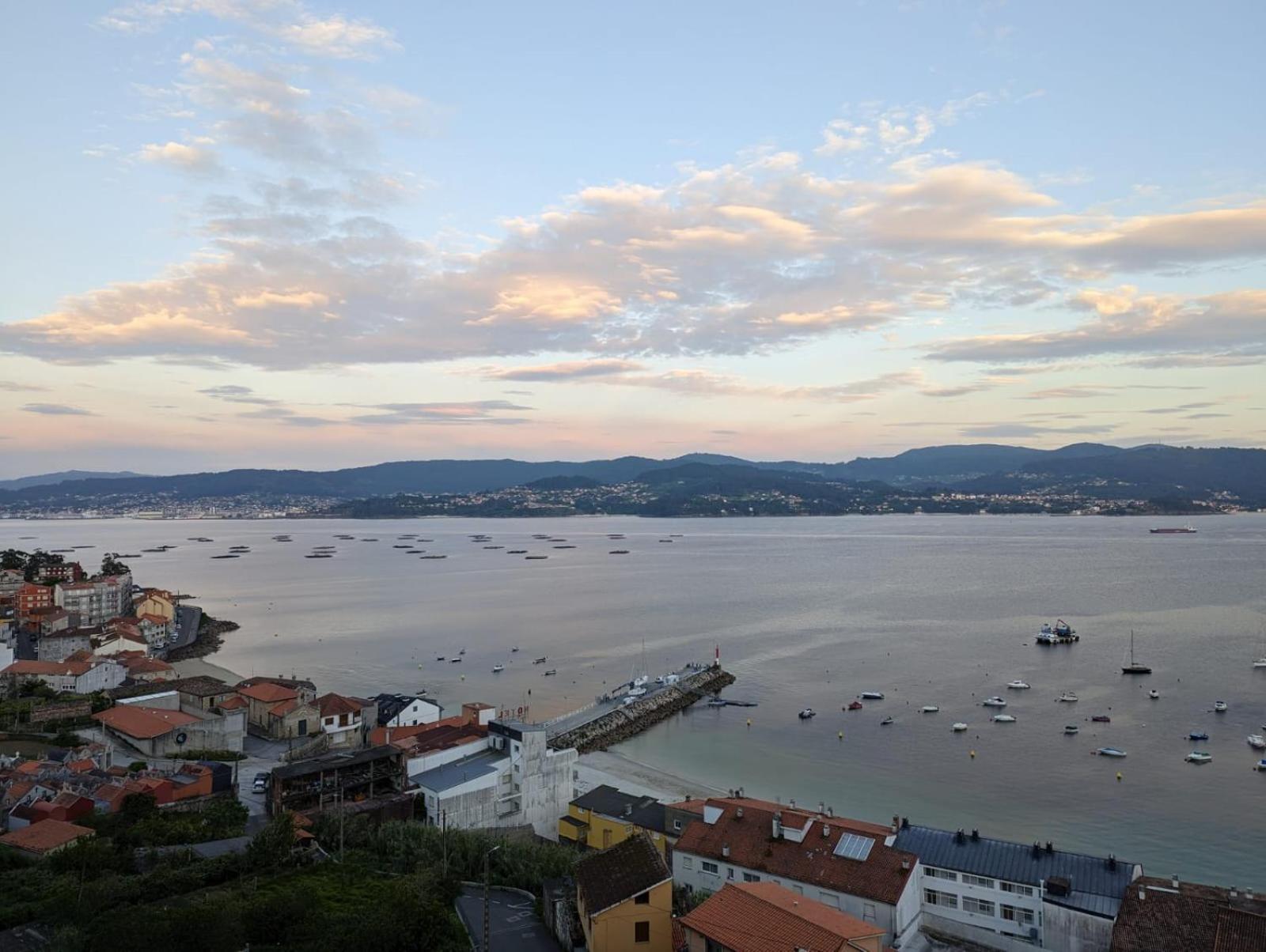 Atico Con Vistas En Raxo Daire Dış mekan fotoğraf